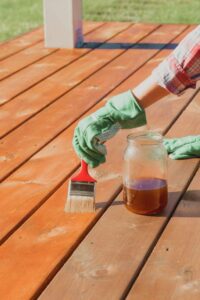 Pintura de tarimas y suelos especiales en Murcia