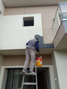 ¿Cuánto cuesta pintar una fachada?